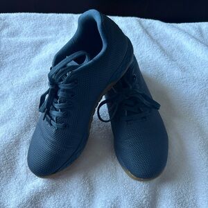 No Bull Trainers 9 like new